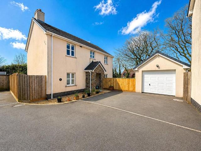 House for sale in Narberth, Wales