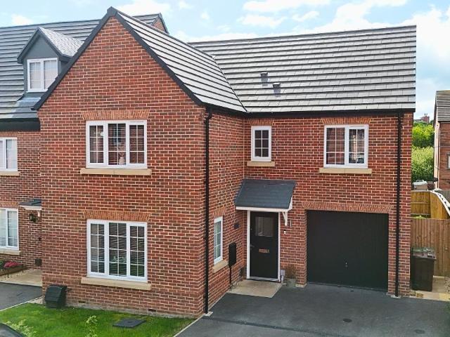 House for sale in Pontefract, West Yorkshire