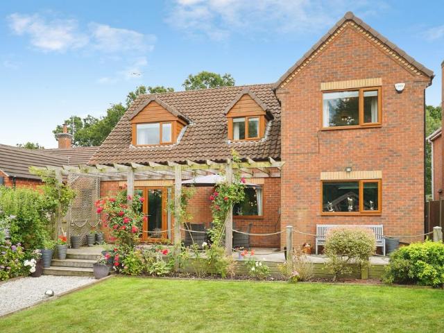 House for sale in Moira, Leicestershire