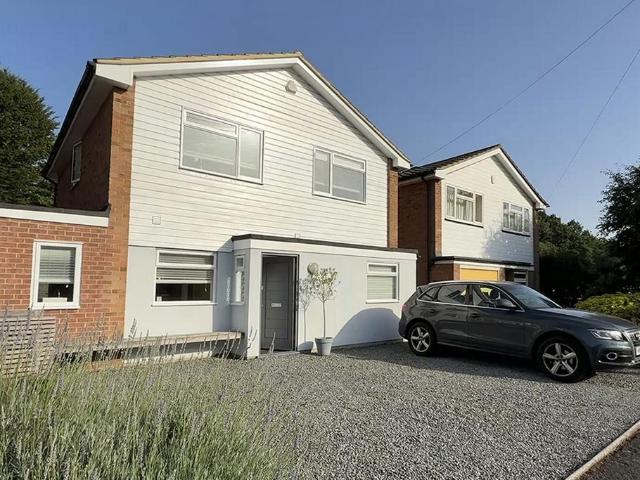 House for sale in Navestock Side, Essex