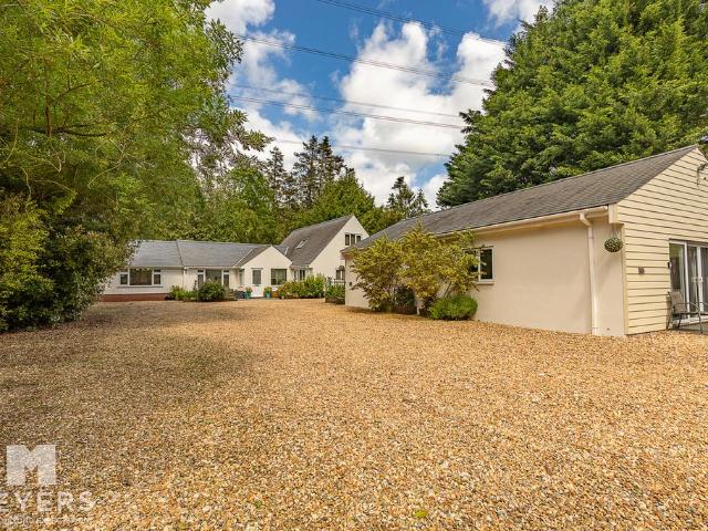 House for sale in West Moors, Three Legged Cross