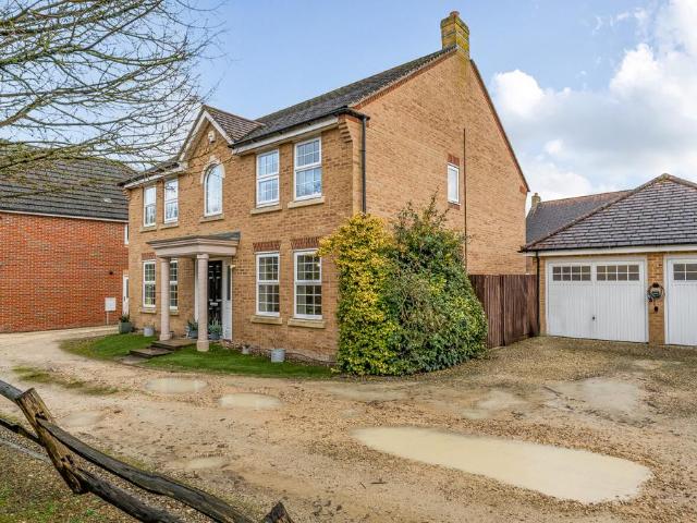 House for sale in Alexandra Park, North Wroughton