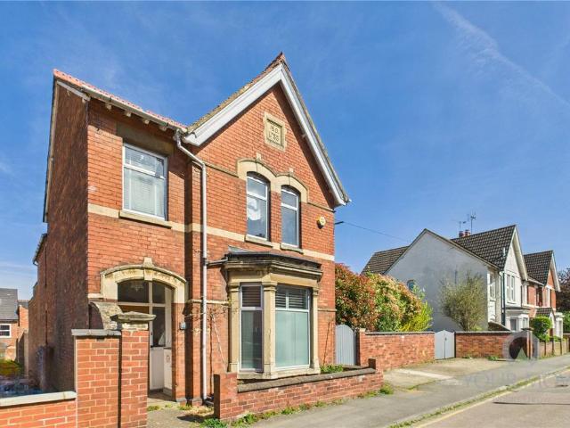 House for sale in Rushden