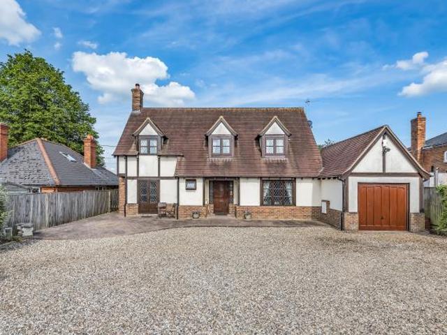 House for sale in Brimpton, West Berkshire