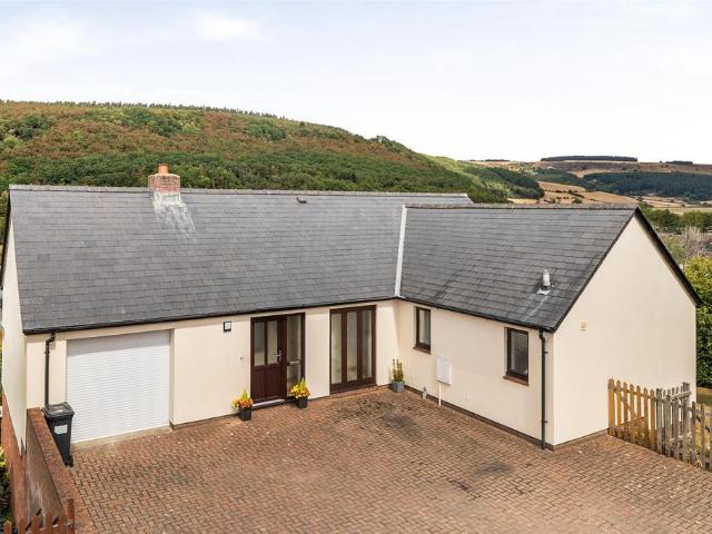 House for sale in Knighton