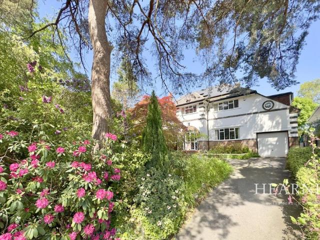 House for sale in Talbot Village, Bournemouth