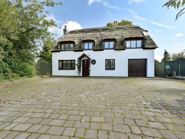 House for sale in Higher Bartle, Lancashire