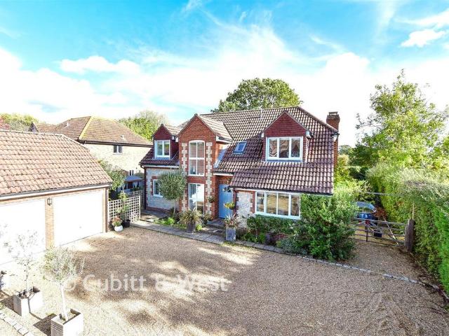 House for sale in Hambrook, Chichester