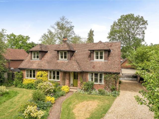 House for sale in Littlecote, West Sussex