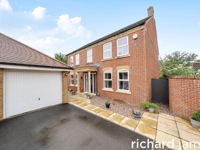 House for sale in Redhouse, Abbey Mead