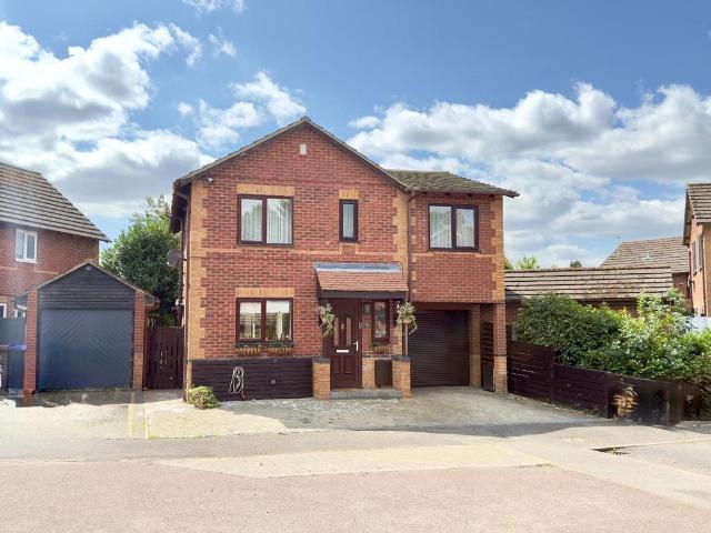 House for sale in New Duston
