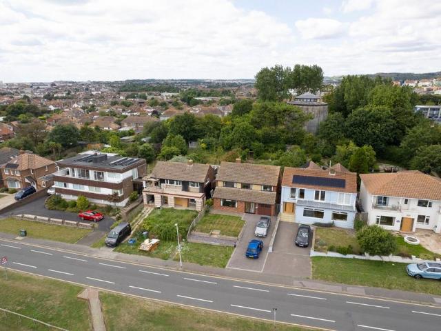 House for sale in Folkestone, East Cliff