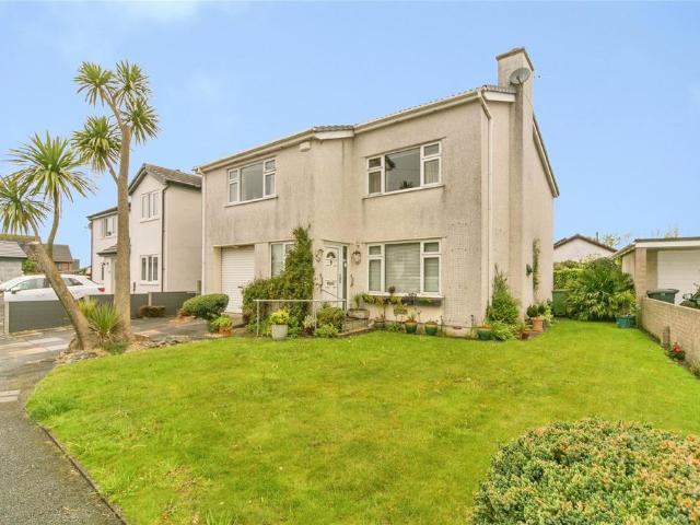 House for sale in Llanfair Pwllgwyngyll, Wales