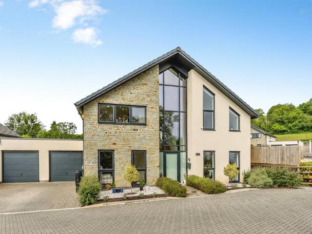 House for sale in The Haw Wood, Catbrain