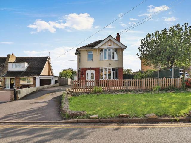 House for sale in Yaxley, Huntingdon