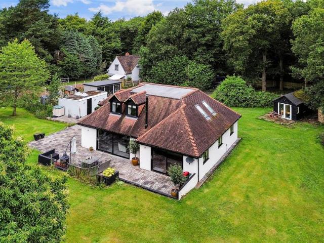House for sale in Red Hill, Surrey