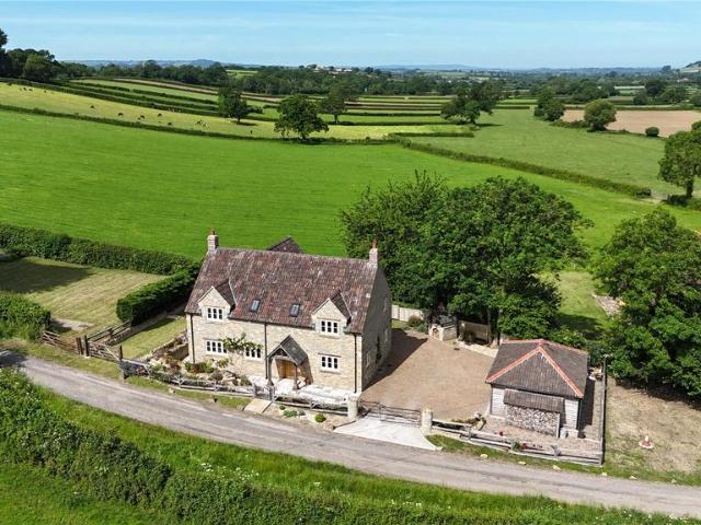 House for sale in Hardington Mandeville, Somerset