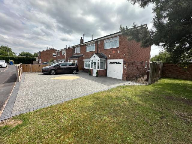 House for sale in Beamhurst, Staffordshire