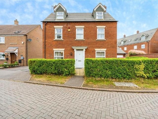 House for sale in Leighton-Linslade, Leighton Buzzard
