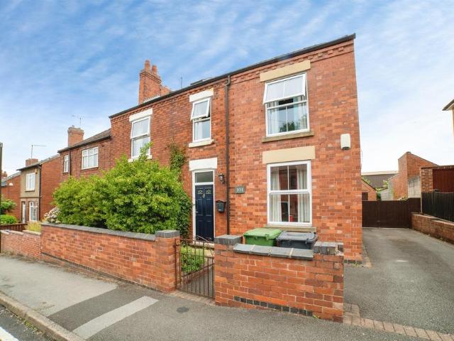 House for sale in Kedleston, East Midlands