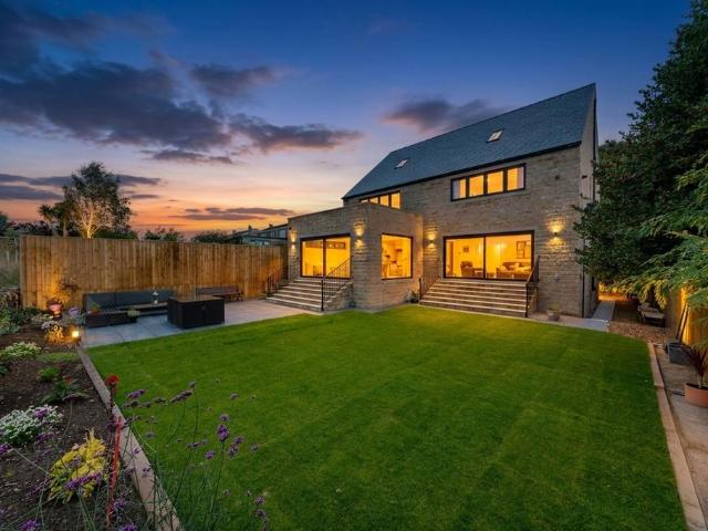 House for sale in Stocksmoor, Kirkburton