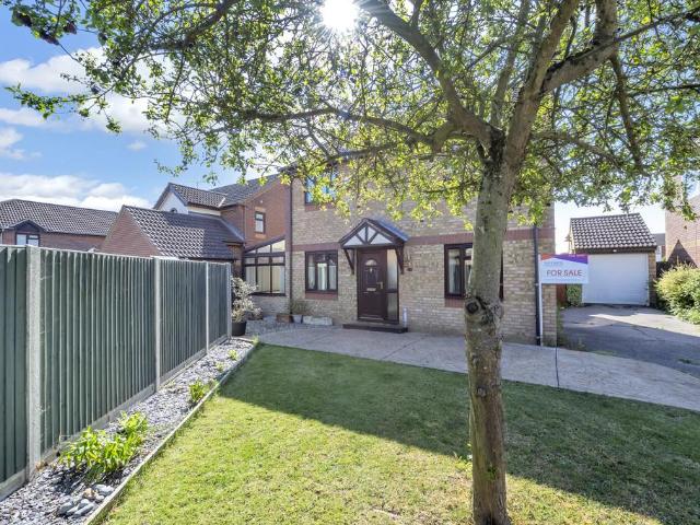 House for sale in Bedingfield, Suffolk