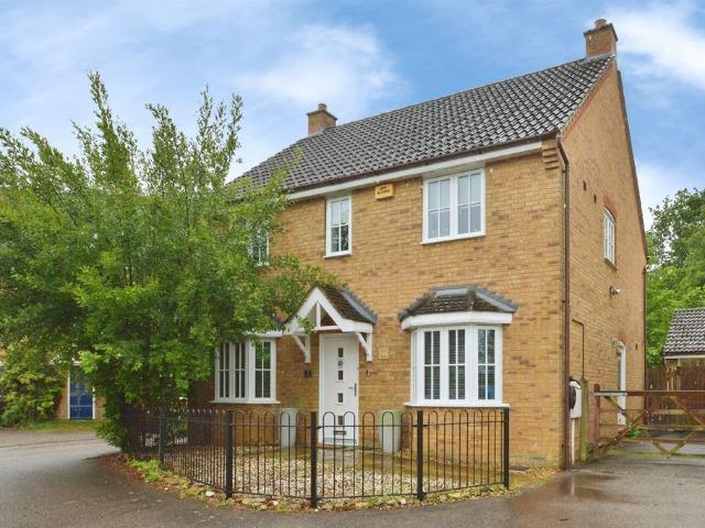 House for sale in Shenley Church End, Milton Keynes