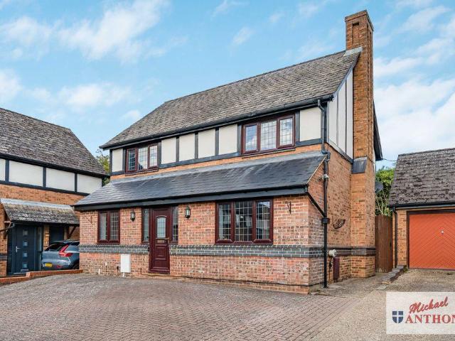 House for sale in Great Holm, Milton Keynes