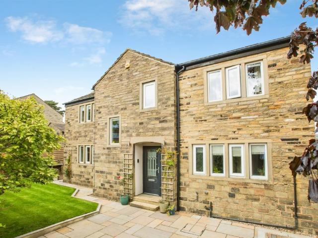 House for sale in Sowerby, West Yorkshire