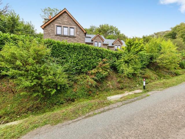 House for sale in St. Ishmael, Ferryside