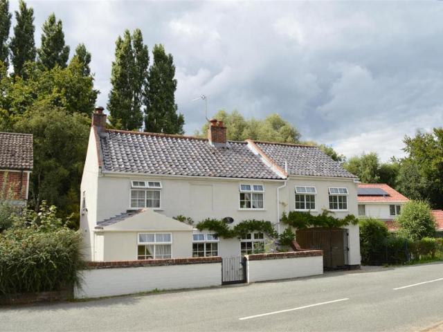 House for sale in Burgh St Peter, Norfolk
