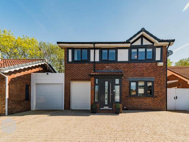 House for sale in Brandlesholme, Bury