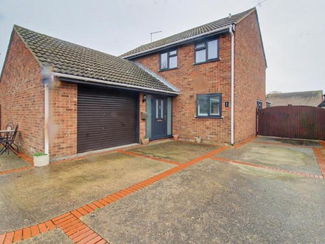 House for sale in Stokesby, Norfolk