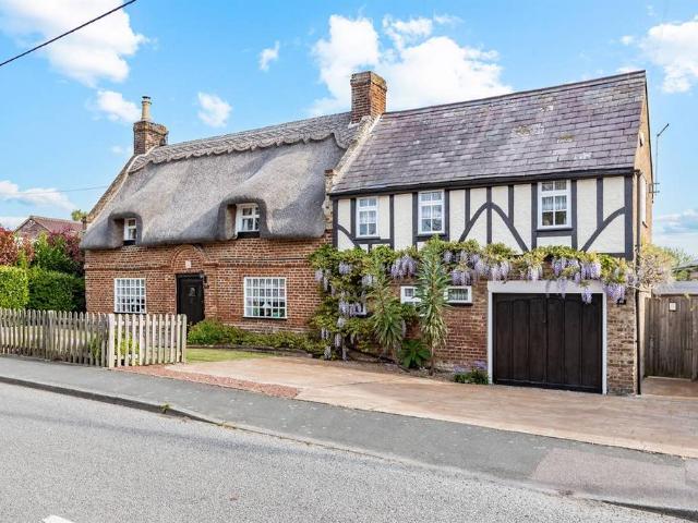 House for sale in Ash, Kent