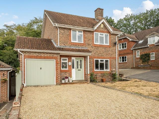 House for sale in Horsham, West Sussex