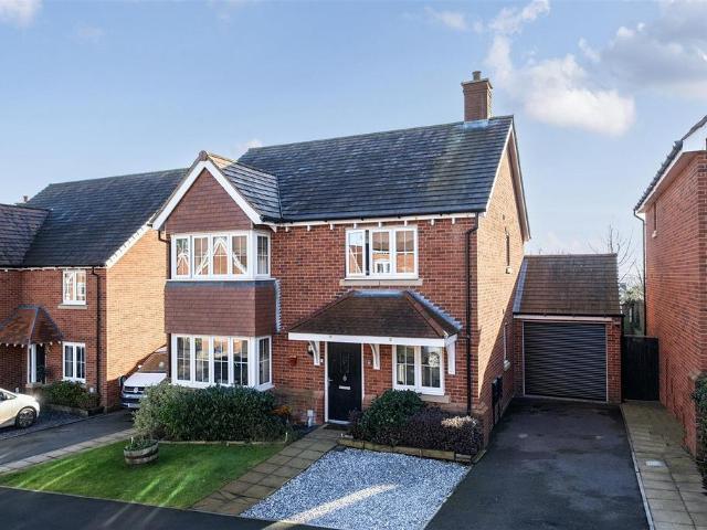 House for sale in Chorlton Lane, Cheshire