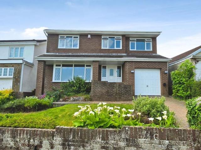 House for sale in Porthcawl, Nottage