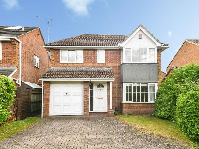 House for sale in North Wroughton, Swindon