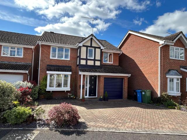 House for sale in Creekmoor, Poole