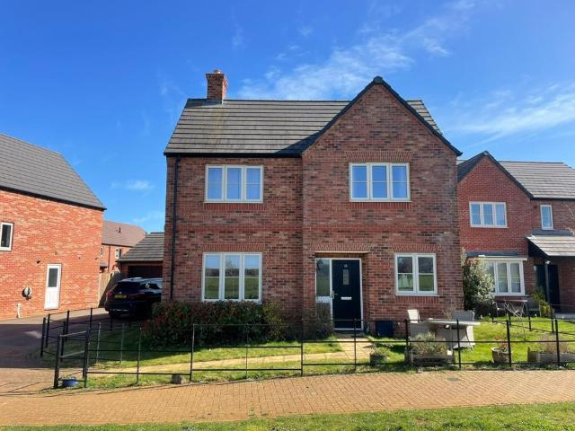 House for sale in Evershot, Oxfordshire