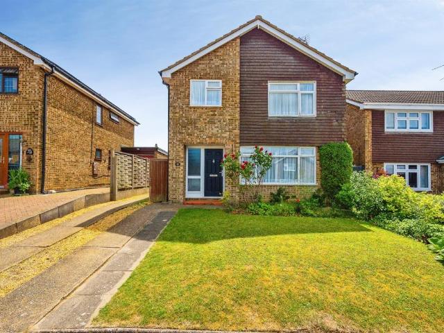 House for sale in Warden Hill, Luton
