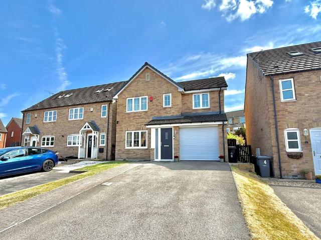 House for sale in Castle Green, Penistone