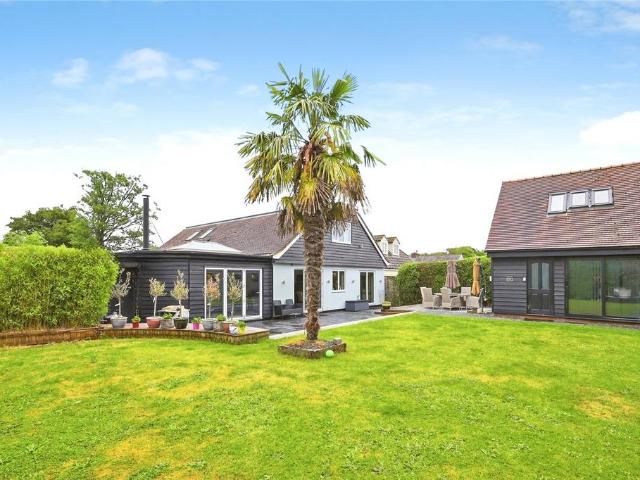 House for sale in Duton Hill, Essex