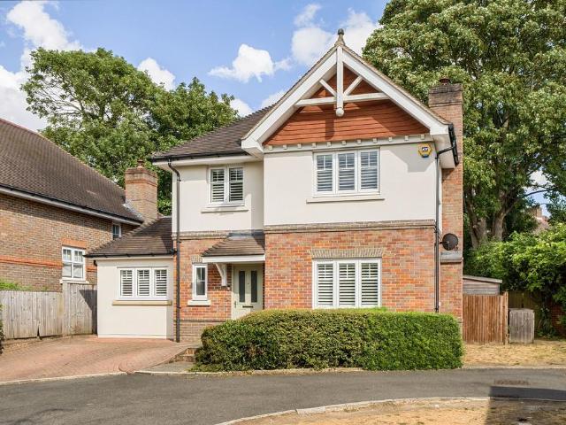 House for sale in Nork, Red Hill