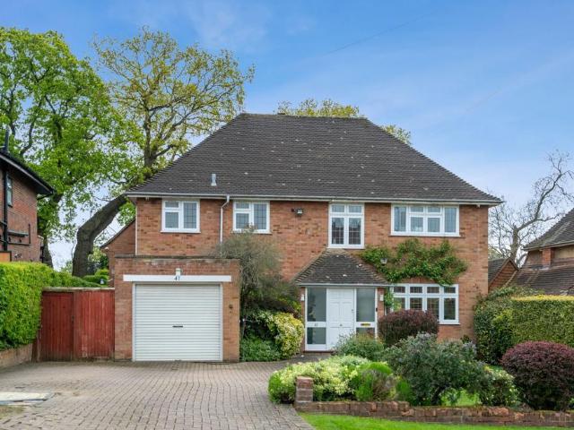 House for sale in Northwood, Greater London