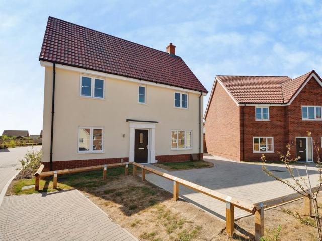 House for sale in Bedingfield, Suffolk