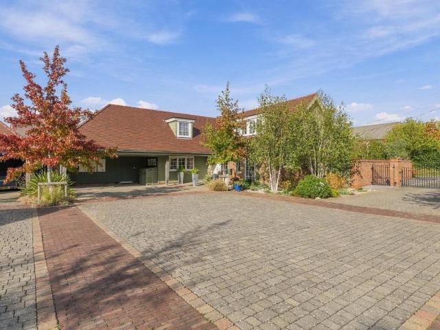 House for sale in Harbury, Stratford-on-Avon