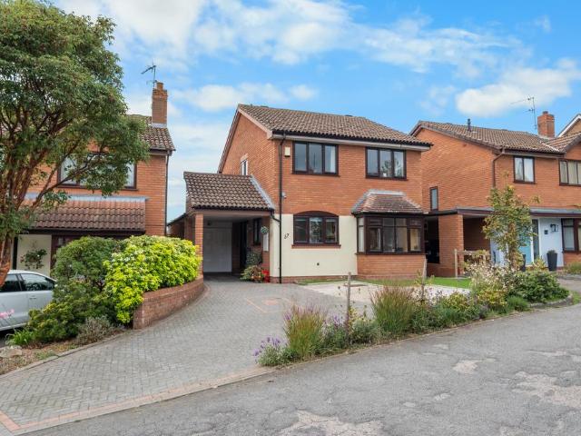 House for sale in Stoke Heath, Bromsgrove