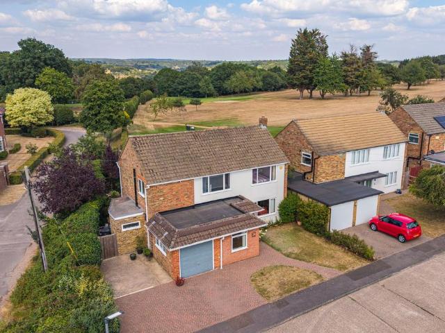 House for sale in Chepping Wycombe, Loudwater
