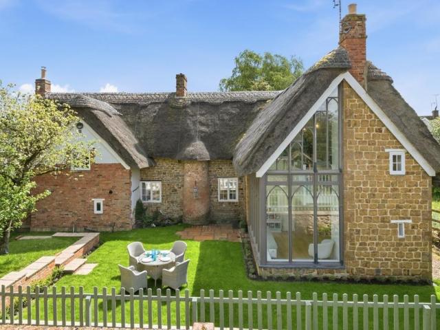House for sale in Stanford On Avon, Leicestershire